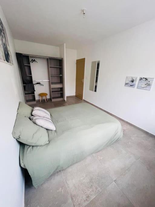 Jolie Maison De Village 2 Chambres Ouveillan Extérieur photo