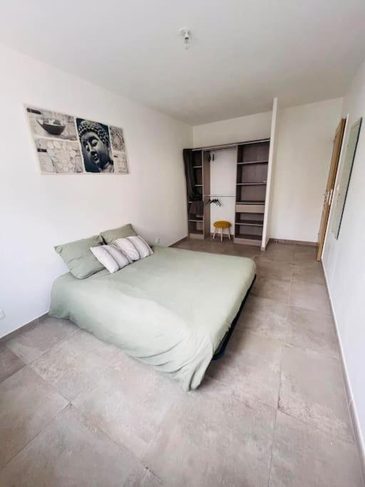 Jolie Maison De Village 2 Chambres Ouveillan Extérieur photo